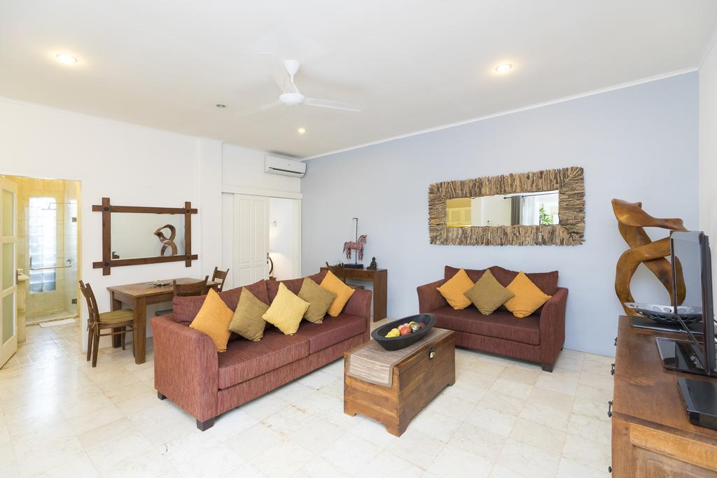 Beach Melati Apartments Legian Buitenkant foto